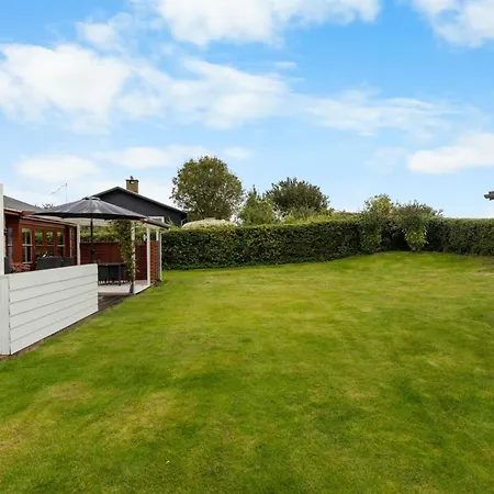 Holiday home Elline - 200m From The Sea By Interhome