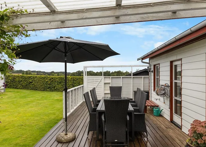 Elline - 200m From The Sea By Interhome Frorup