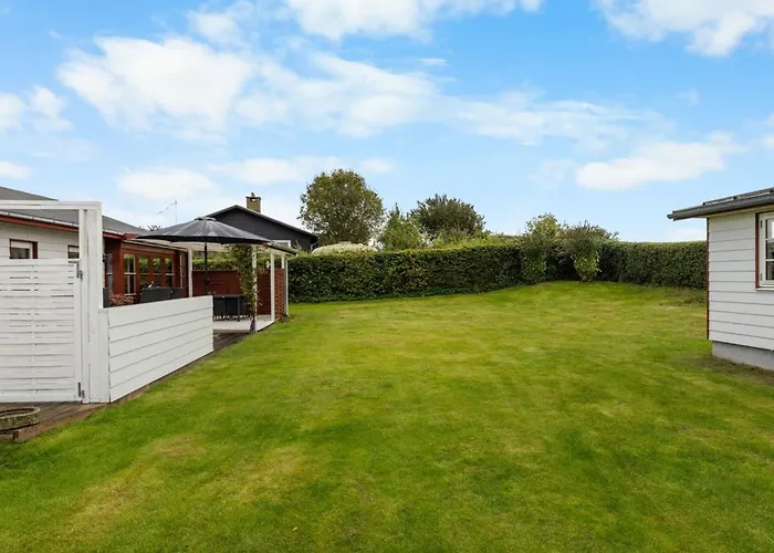 Holiday home Elline - 200m From The Sea By Interhome